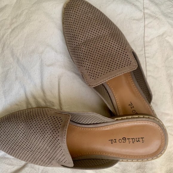 Mules - Picture 3 of 4